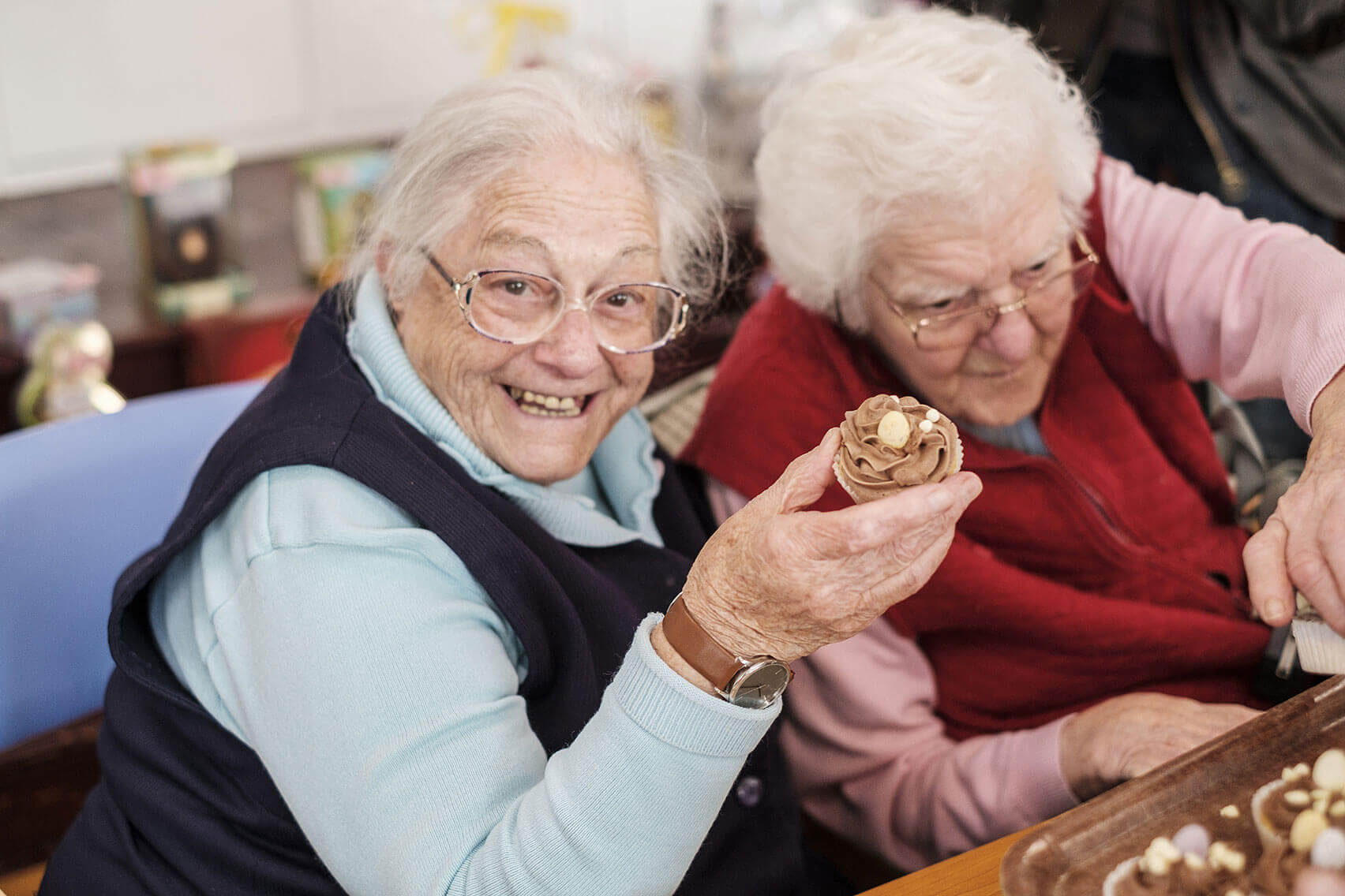 Old ladies with cake